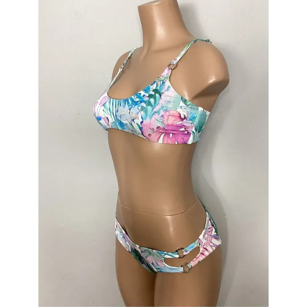 New BEBE tropical floral bikini set. Large. Retails $135